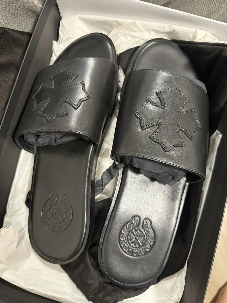 141 NEW Chrome Hearts Leather Slides