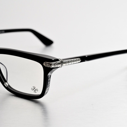 CH Little Glasses​ Dinger
